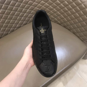 LOUIS VUITTON LUXEMBOURG SNEAKERS - LV98