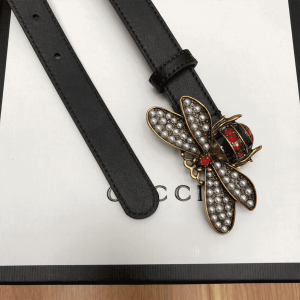 GUCCI BEE BUCKLE BELT