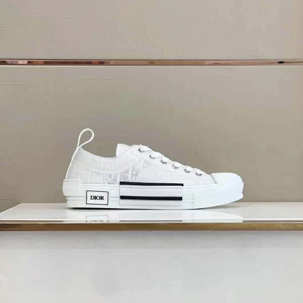 DIOR B23 LOW-TOP DIOR OBLIQUE SNEAKER - CD7