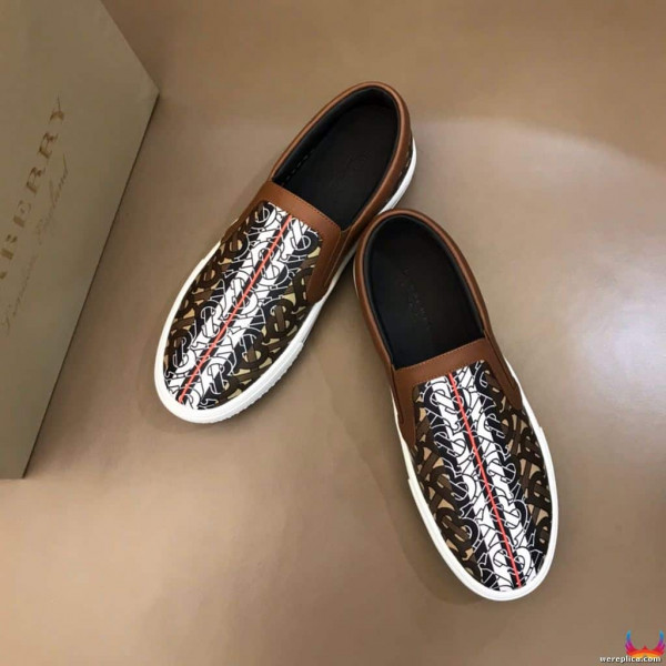 BURBERRY LEATHER VINGATE SNEAKER- BBR81