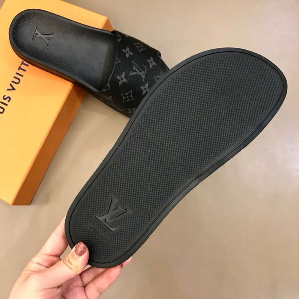 LOUIS VUITTON SLIDES - LVS25