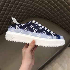 LOUIS VUITTON ESCALE TIME OUT SNEAKER LV134