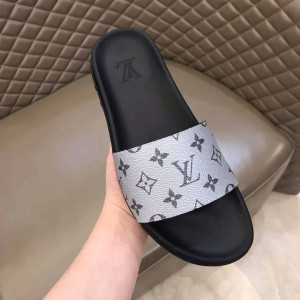 LOUIS VUITTON SLIDES - LVS12