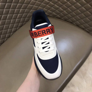 BURBERRY LOGO STRAP SNEAKERS - BBR54