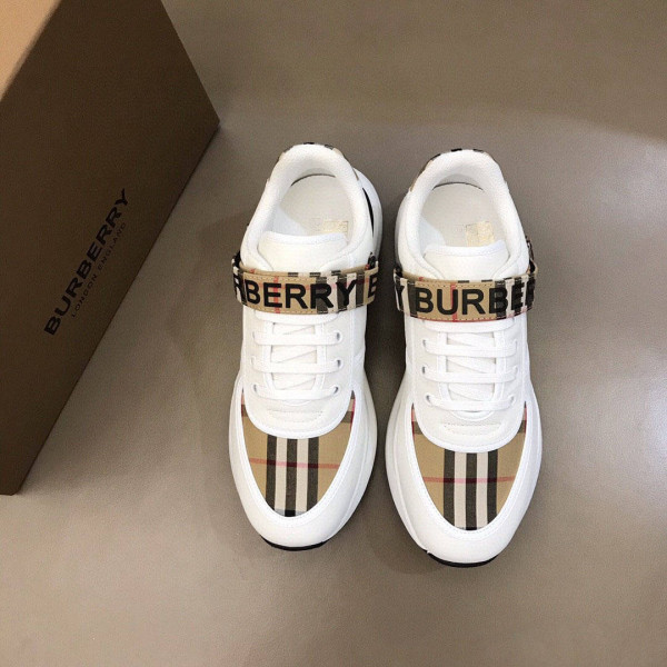 BURBERRY LOGO STRAP SNEAKERS - BBR55