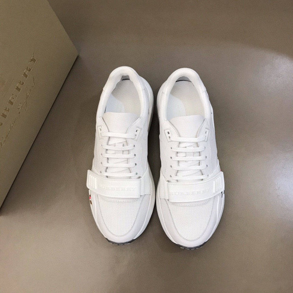 BURBERRY LOGO STRAP SNEAKERS - BBR57