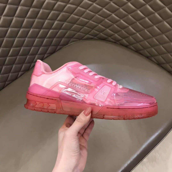 LOUIS VUITTON TRAINER SNEAKER IN ROSE - LV283