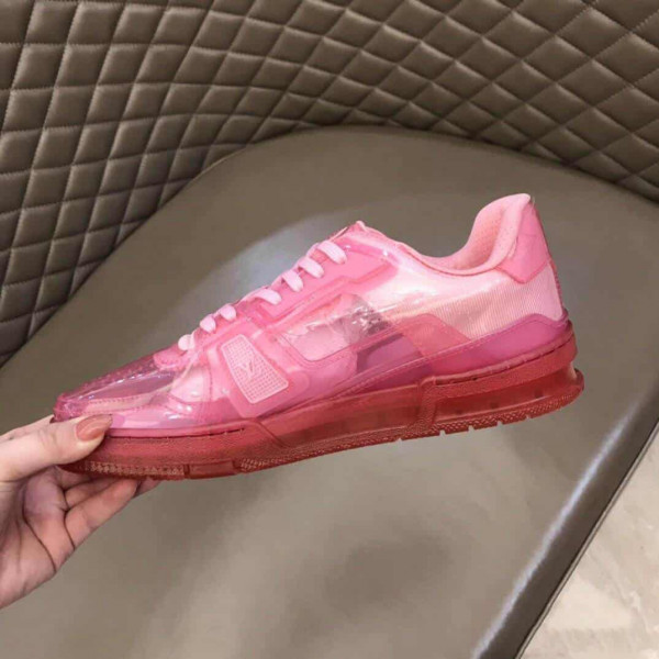 LOUIS VUITTON TRAINER SNEAKER IN ROSE - LV283