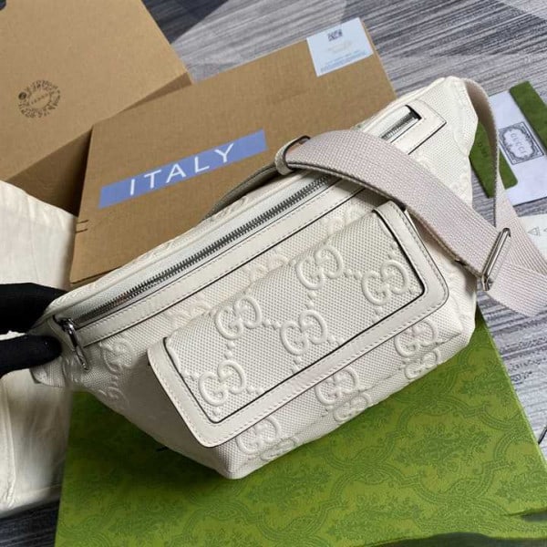 GG EMBOSSED BELT BAG IN WHITE GG EMBOSSED LEATHER