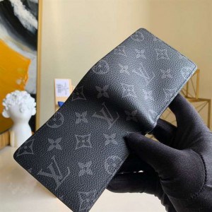 louis vuitton x fragment multiple wallet monogram eclipse black