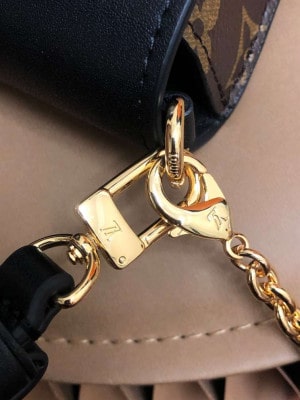 LOUIS VUITTON PADLOCK ON STRAP - WLM275