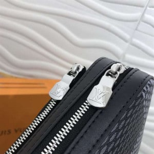 LOUIS VUITTON OUTDOOR BUMBAG - WLM221