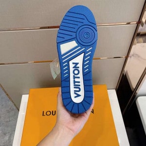 Louis Vuitton Trainer Sneaker - LSVT109