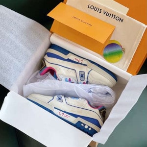 Louis Vuitton Trainer Sneaker - LSVT111