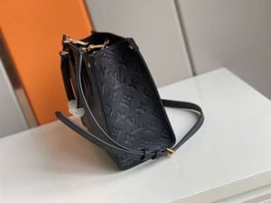 LOUIS VUITTON ONTHEGO PM - WLM316