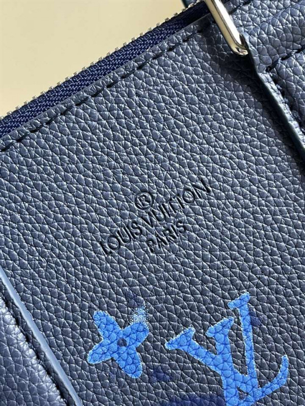 LOUIS VUITTON SAC PLAT ZIPPÉ - WLM140