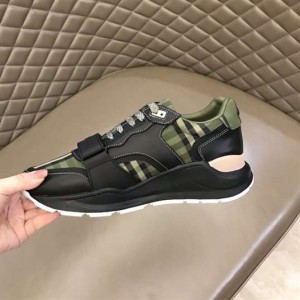 BURBERRY CHECK LACE-UP SNEAKERS IN MILITARY GREEN - BBR092