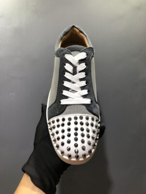 CHRISTIAN LOUBOUTIN LOW TOP SNEAKER - CL103