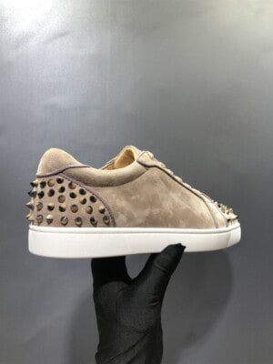 CHRISTIAN LOUBOUTIN LOW TOP SNEAKER - CL93