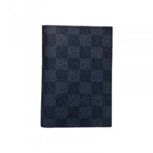 LOUIS VUITTON PASSPORT COVER - WLM114