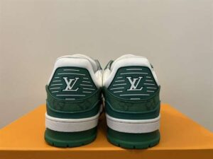 LOUIS VUITTON TRAINER SNEAKER - LSVT197