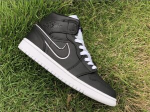 Air Jordan 1 Mid - AJH055