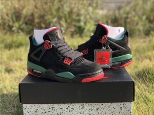 Air Jordan 4 Retro x Gucci - AJH108