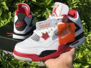 Air Jordan 4 SE Fire Red - AJH081