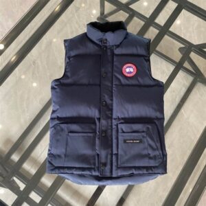 Canada Goose Vest - CG047