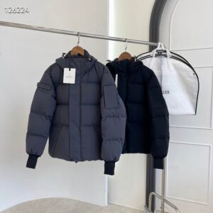 Moncler Coat - MC016