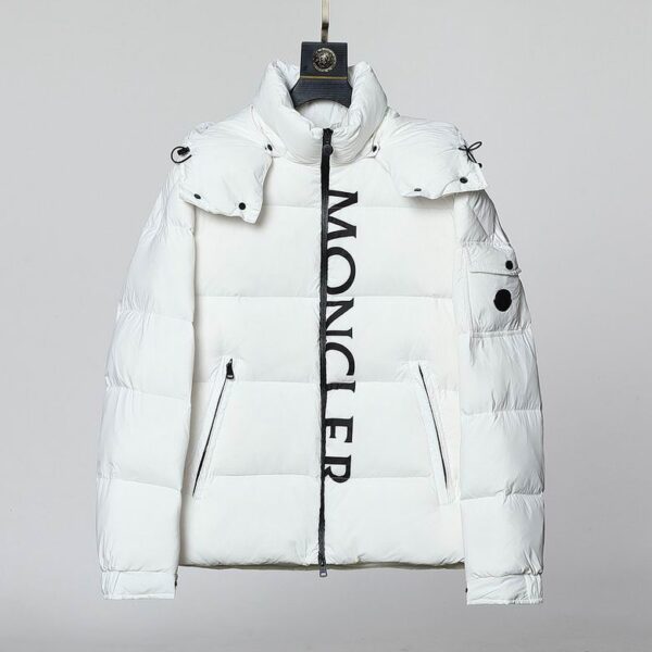 Moncler Coat - MC023