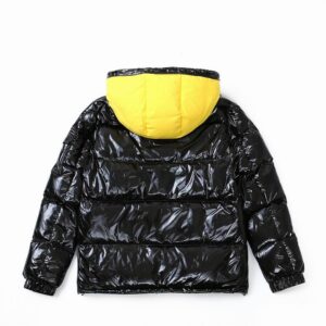 Moncler Coat - MC032