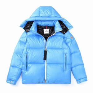 Moncler Coat - MC035