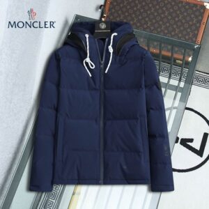 Moncler Coat - MC053