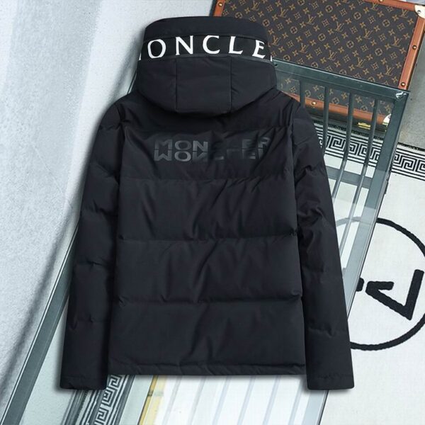 Moncler Coat - MC054