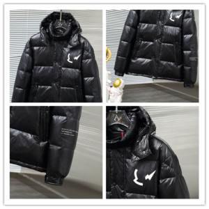 Moncler Coat - MC057