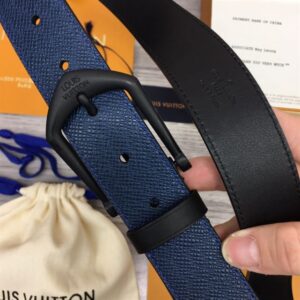 LOUIS VUITTON BELT - B044