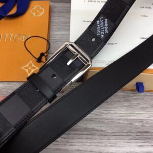 LOUIS VUITTON BELT - B048