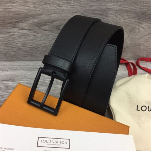 LOUIS VUITTON BELT - B049