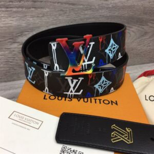 LOUIS VUITTON BELT - B050