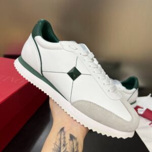 STUD AROUND LOW-TOP CALFSKIN AND NAPPA LEATHER SNEAKER - VLS003