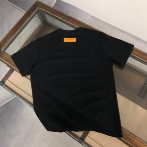 Louis Vuitton T-shirt - LSVT0180