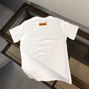 Louis Vuitton T-shirt - LSVT0182