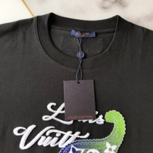 Louis Vuitton T-shirt - LSVT0187