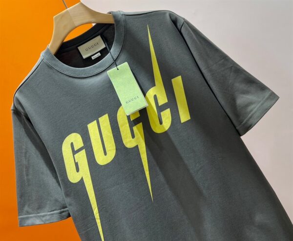 GUCCI T-SHIRT - GCS251