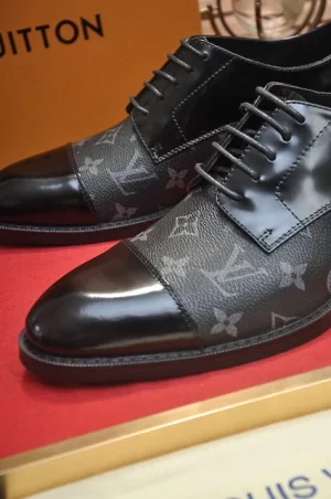 Louis Vuitton Lace-ups Shoes - LLV34