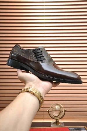 Louis Vuitton Lace-ups Shoes - LLV39