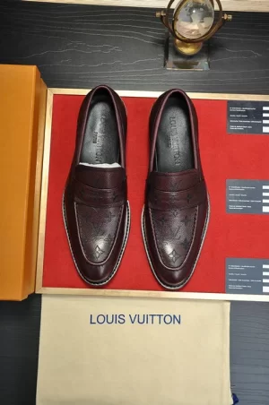 Louis Vuitton Loafers - LLV32