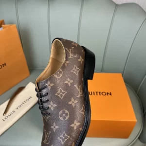 Louis Vuitton Loafers - LLV47