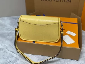 LOUIS VUITTON BUCI BAG - WLM595